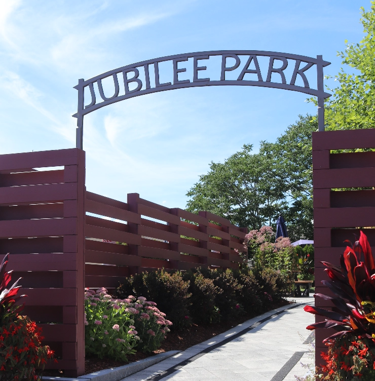 Jubilee Park Gate